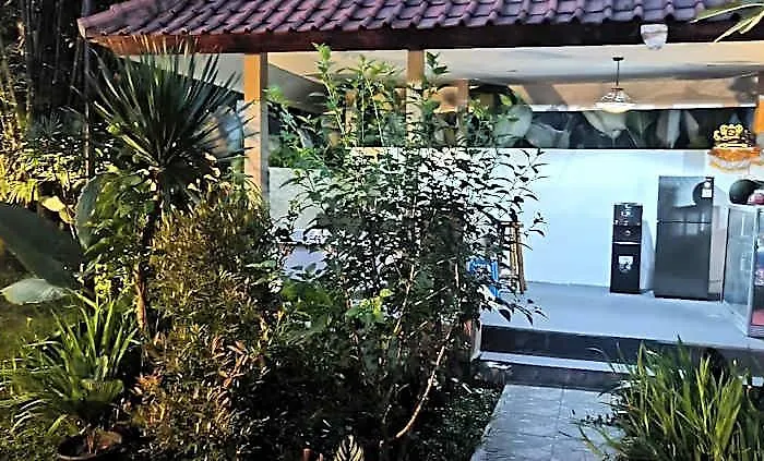 Tanggu Ubud Sayan (Bali)
